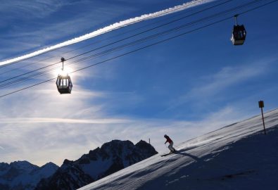 Etwas höhere Tagespreise für Skigebiete in den Alpen